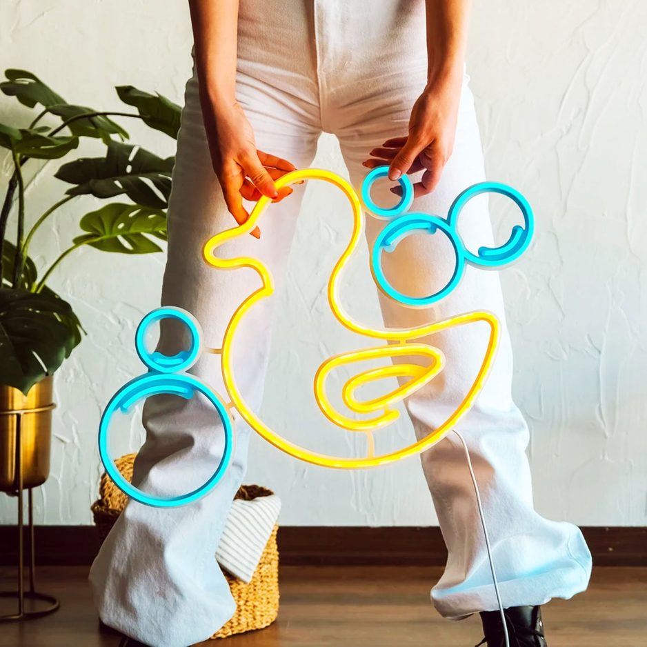 Duck-Neon-Wall-Sign-women.jpg Duck-Neon-Wall-Sign-women.jpg