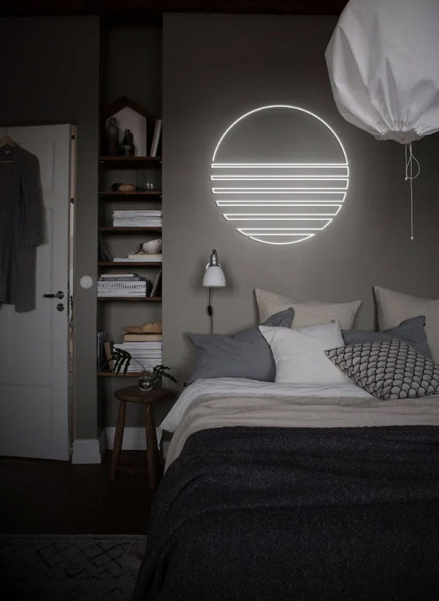 Vaporwave-sunset-neon-sign-white.jpg Vaporwave-sunset-neon-sign-white.jpg