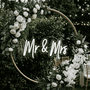 Mr & Mrs Neon Sign in Wedding Backdrop