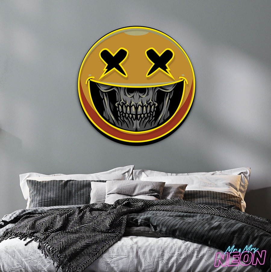 smiling-skeleton-neon-artwork-off-1.jpg smiling-skeleton-neon-artwork-off-1.jpg