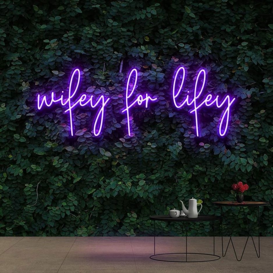 wifey-for-lifey-neon-sign-purple.jpg wifey-for-lifey-neon-sign-purple.jpg