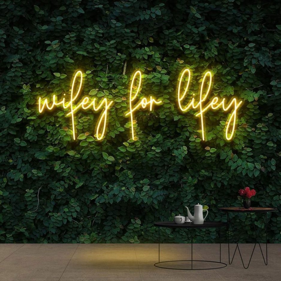 wifey-for-lifey-neon-sign-yellow.jpg wifey-for-lifey-neon-sign-yellow.jpg
