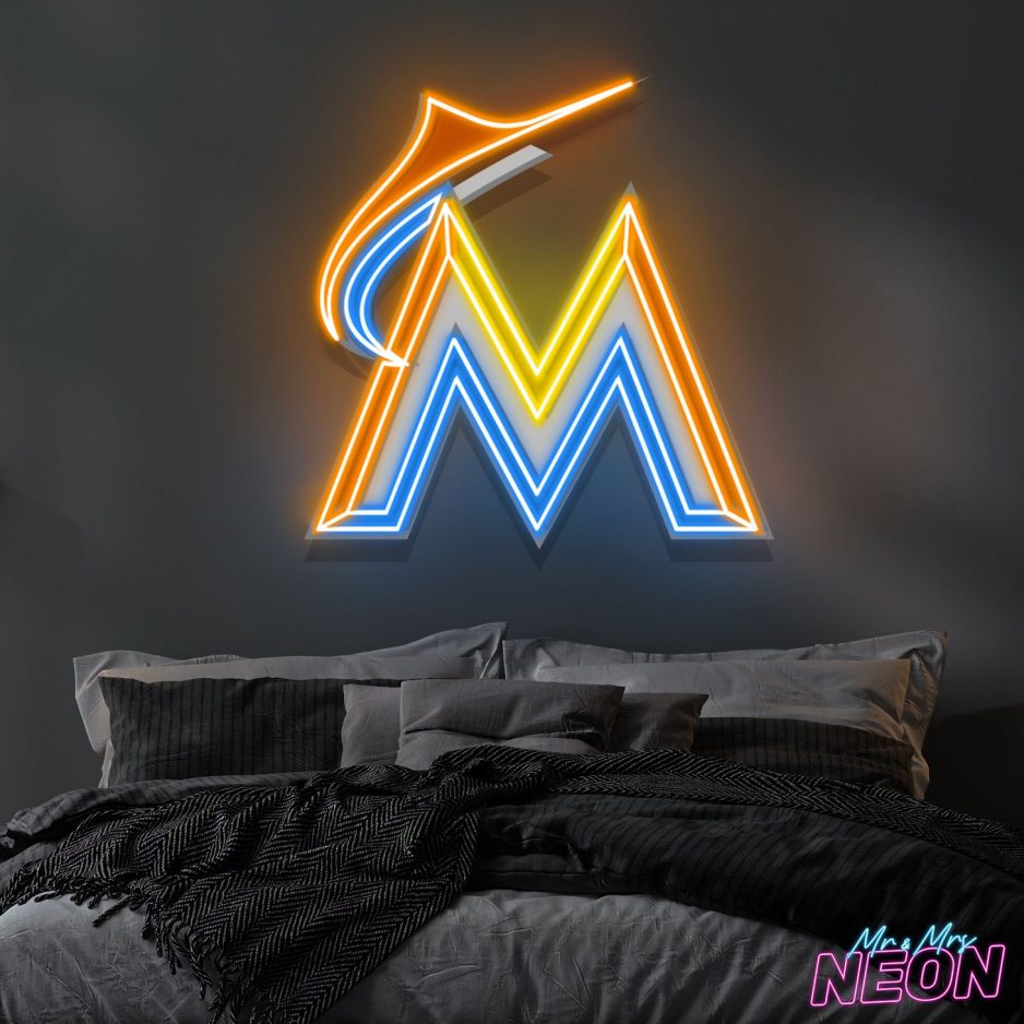 Miami-Marlins-Neon-Sign-On.jpg